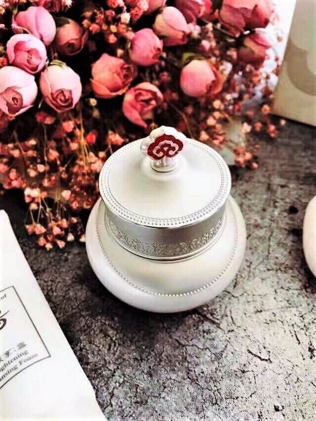 SỨC MẠNH DƯỠNG TRẮNG TÁI SINH DA HOÀNG TỘC GIÚP NÀNG ĐÁNH BAY SẠM NÁM, ĐỐM NÂU LÂU NĂM
