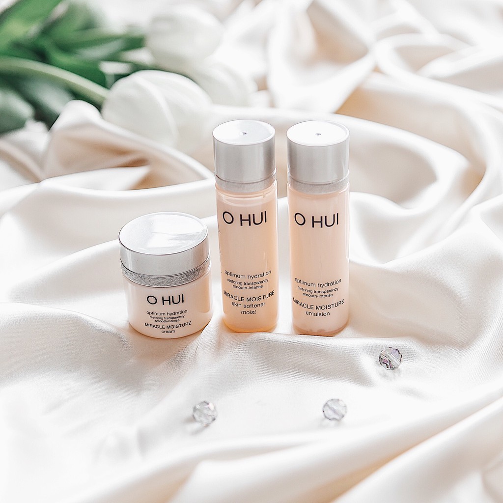 Set mỹ phẩm ohui mini được chị em săn lùng điên đảo