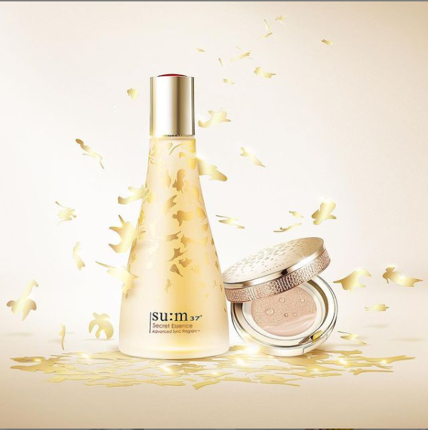 BỘ ĐÔI MAKUP "NƯỚC THẦN" GIẢI NHIỆT CHO LÀN DA NHẸ NHÀNG VÀO ĐẦU THU
