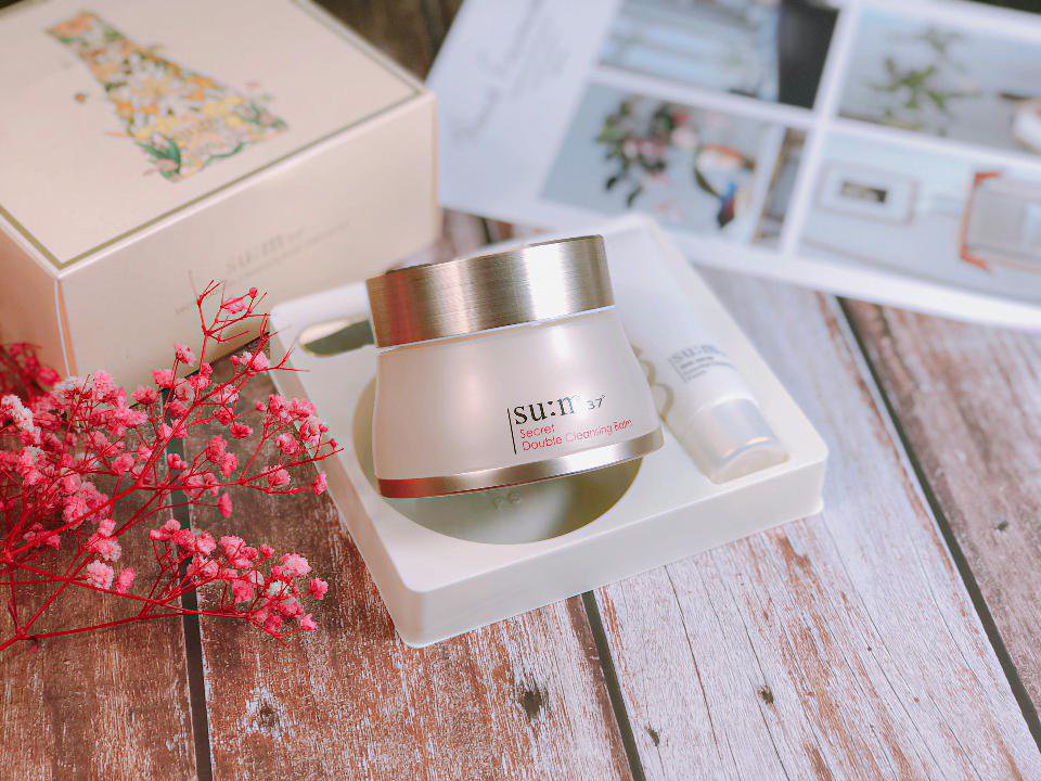 SÁP TẨY TRANG HÀN QUỐC CHO CÔ NÀNG DA MỤN