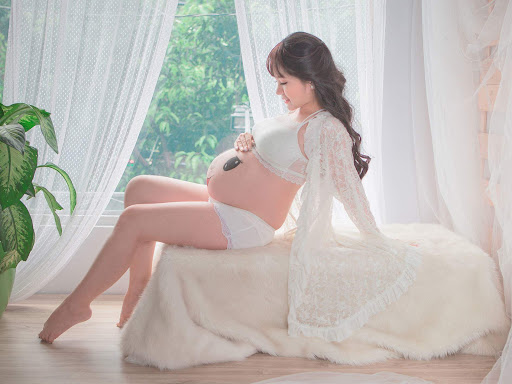Mẹ bầu có nên sử dụng kem dưỡng da không?