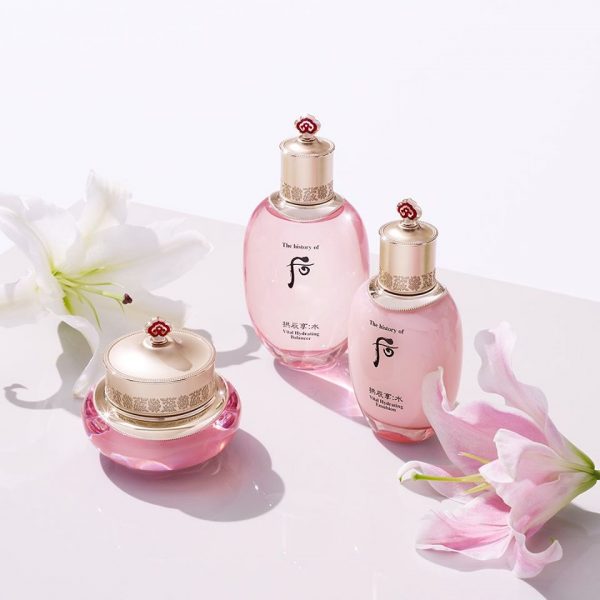 4 bí kíp Skincare đơn giản giúp da căng bóng, mướt mát như phủ sương suốt cả ngày
